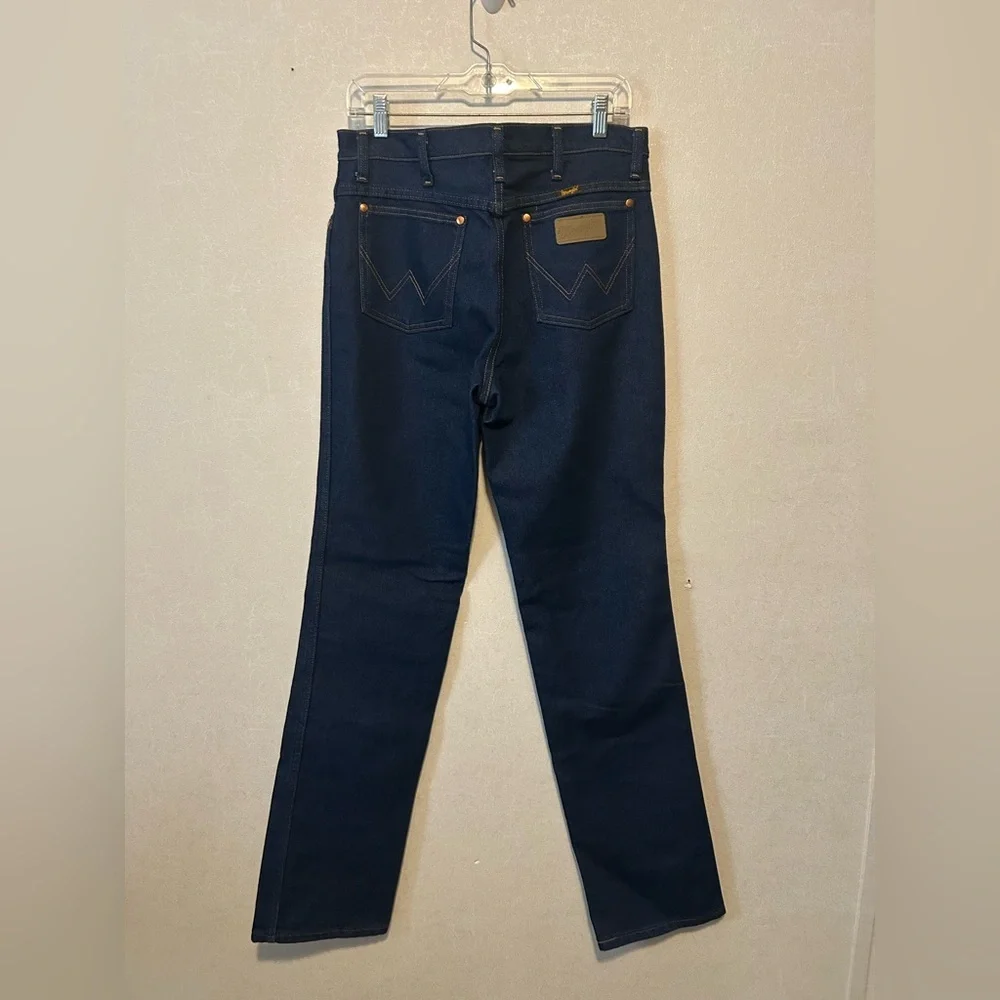 Wrangler | Men's Classic Blue Jeans | Size 32 x 34